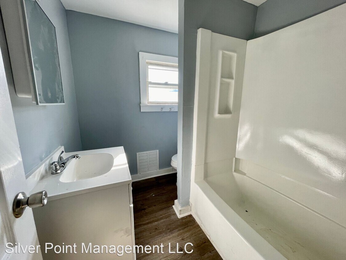 Primary Photo - 3 br, 1 bath House - 209 S 2nd Street