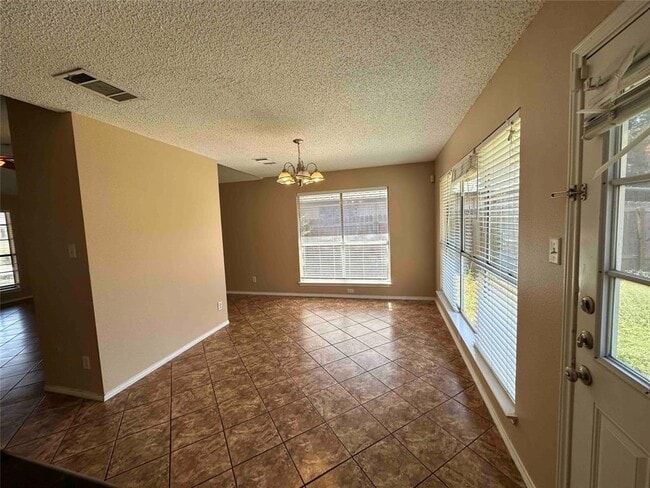 Building Photo - 4716 Sojourner St