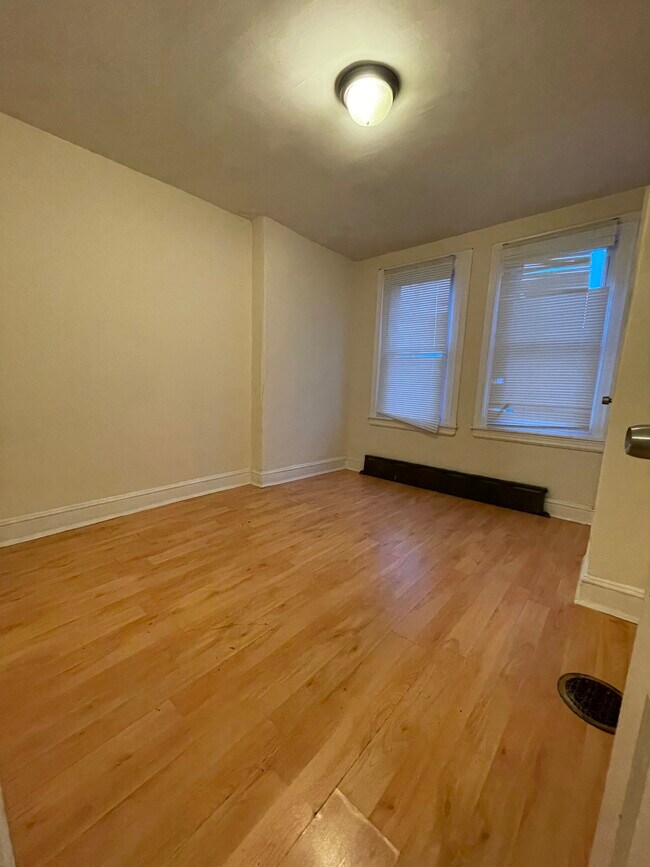Foto del edificio - 840 E Westmoreland St