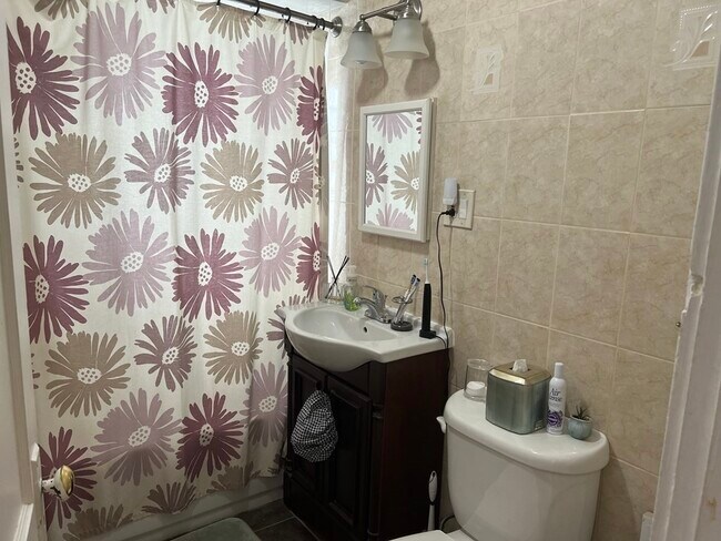 Foto del edificio - 146 Parsons St