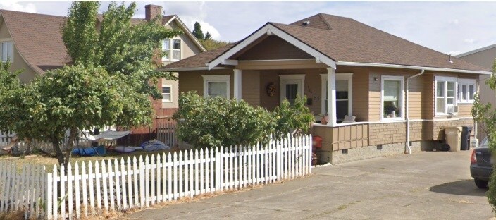 Primary Photo - 487 S 13th St