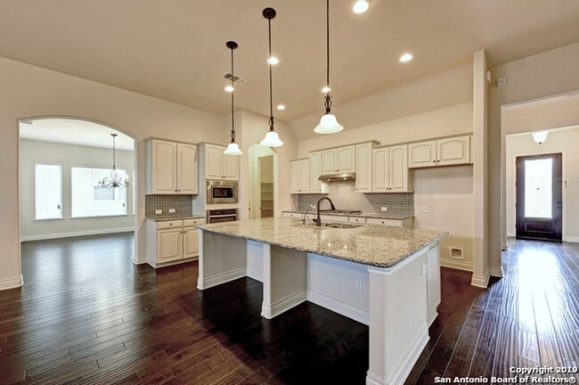 Building Photo - 4 Bedroom 3 1/2 Bath Prospect Creek at Kin...