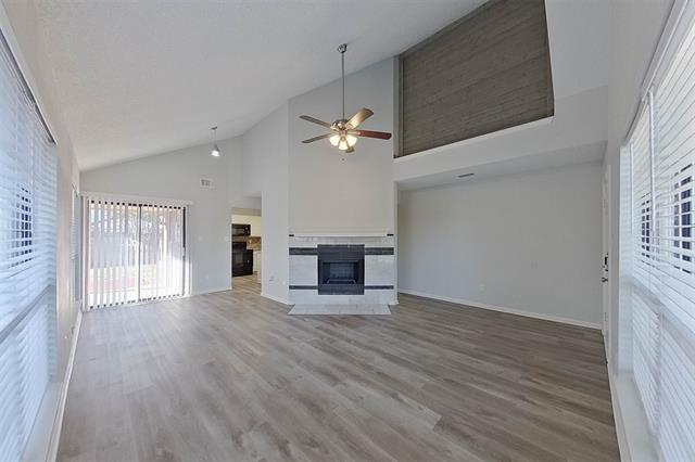 Foto del edificio - 161 Hunter Dr