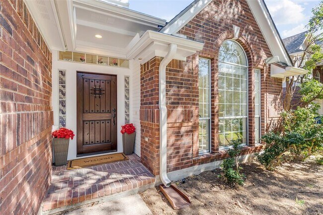 Building Photo - 4904 Whispering Valley Dr