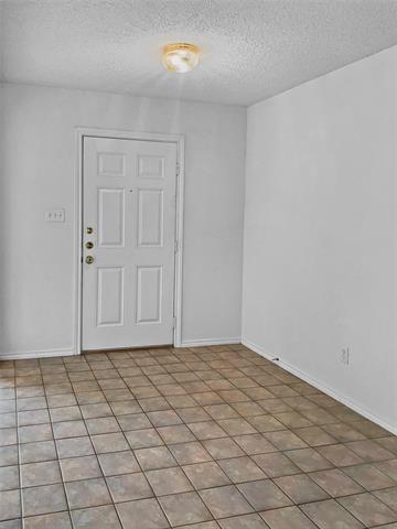 Foto del edificio - 303 Quail Meadows Ln