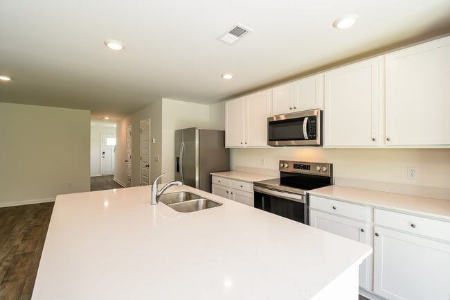 Building Photo - 76 Striker Rd