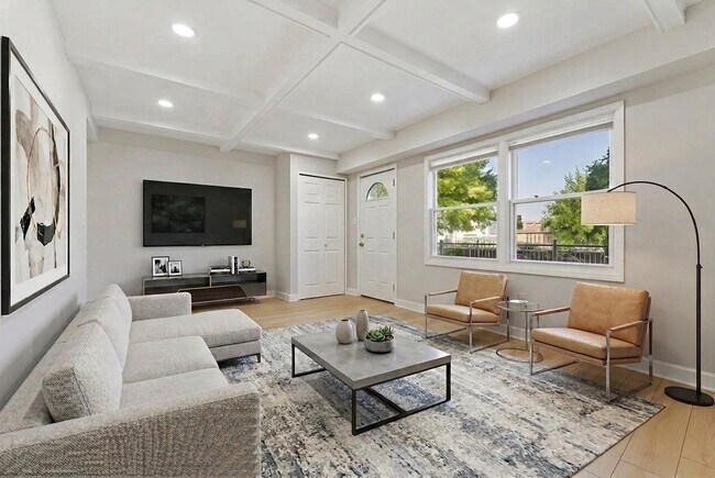 Foto del edificio - 6523 S Ellis Ave