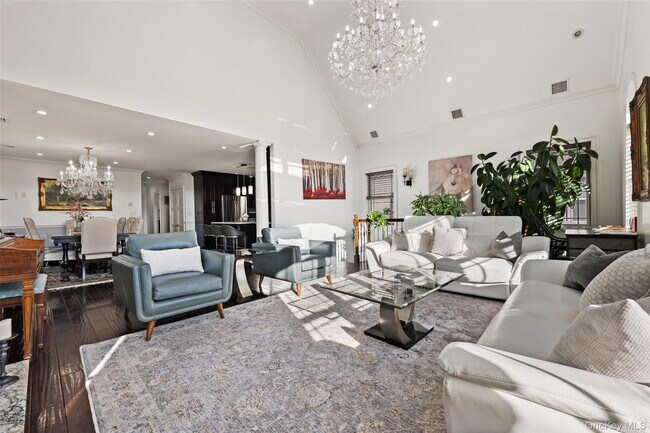 Foto del edificio - 2063 Narragansett Ave