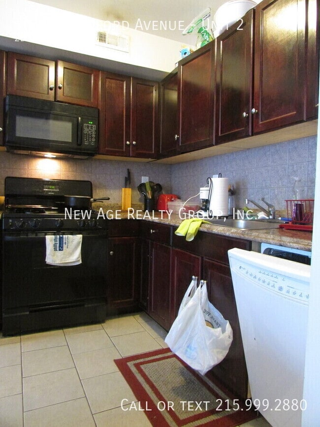 Building Photo - 4018 Haverford Ave