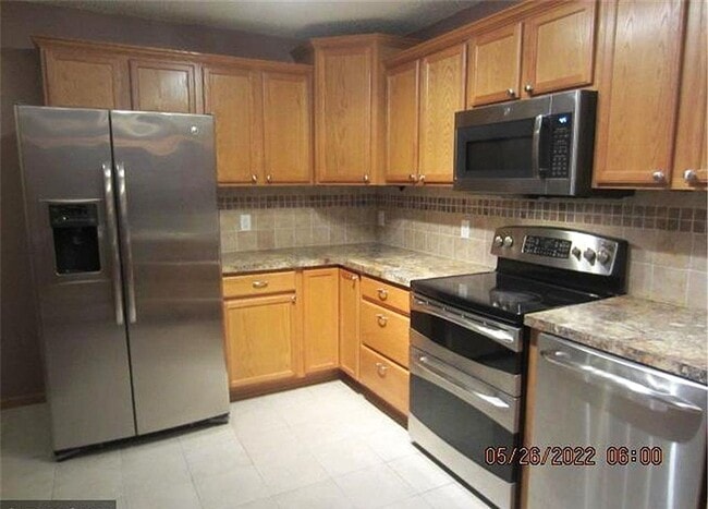 Building Photo - 2BR + Loft, 1 1/2 BA St Michael Townhome