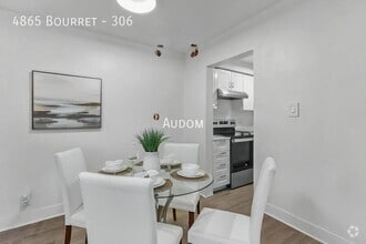 Building Photo - 4865 Av Bourret