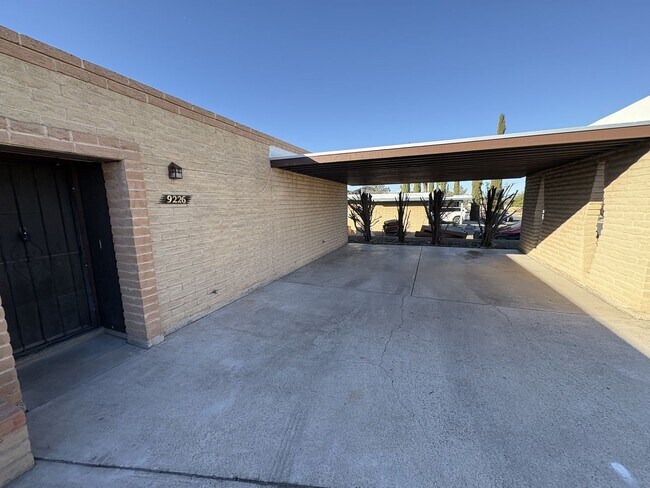 Foto del edificio - East Side Home for Rent