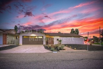 Building Photo - 1304 San Pablo Ct