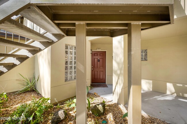 Building Photo - 10150 Belle Rive Blvd