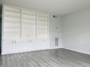 Building Photo - 5123 Del Monte Dr