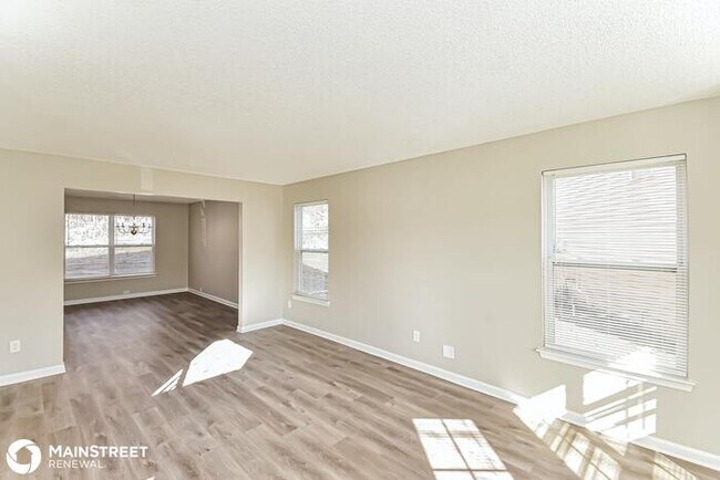 Building Photo - 270 Redding Ridge, Atlanta, GA 30349