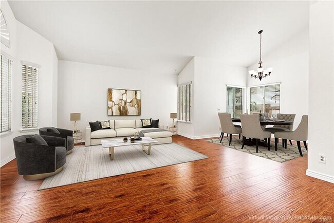 Foto del edificio - 1260 Highcliff Cir