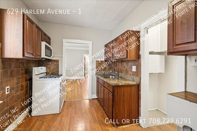 Building Photo - 629 Harlem Ave