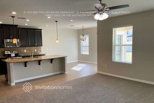 Building Photo - 18840 Deer Tracks Loop