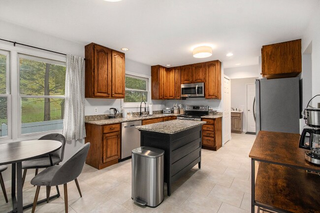 Foto del edificio - 8401 N 39th St