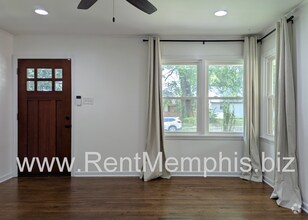 Building Photo - 5049 Alrose Ave