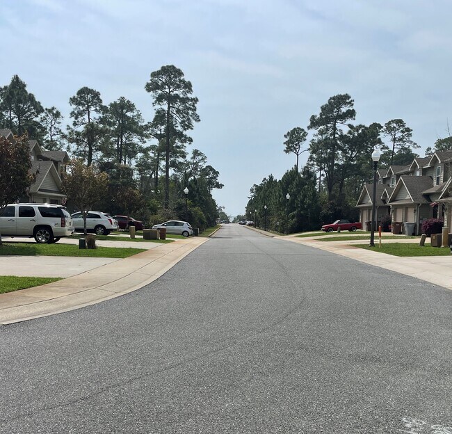 Building Photo - 1703 Sound Haven Ct