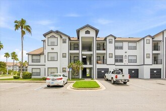 Building Photo - 2213 Grand Cayman Ct