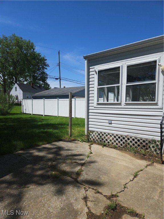 Foto del edificio - 236 Tyler Ave