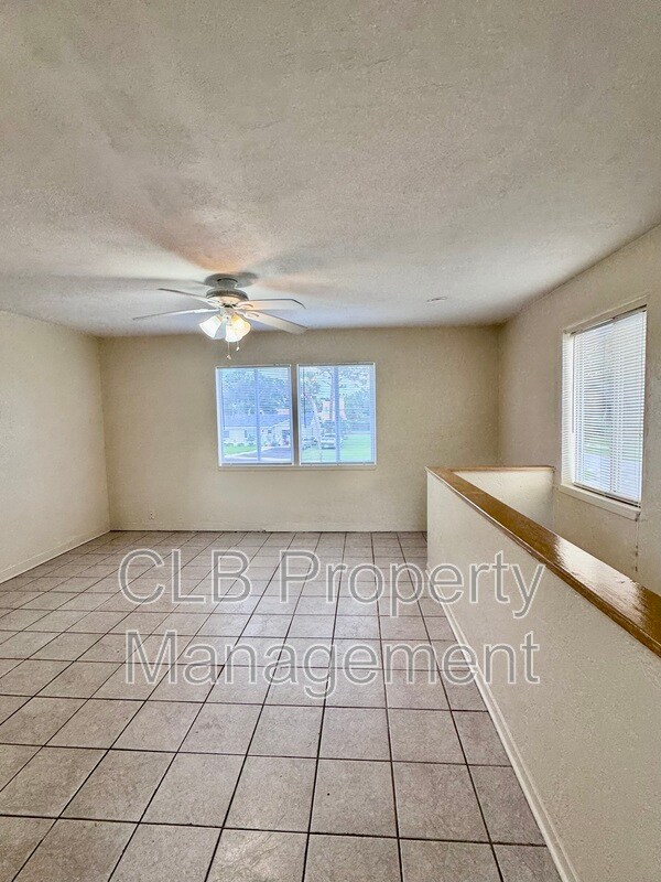 Photo - 105 Seville St