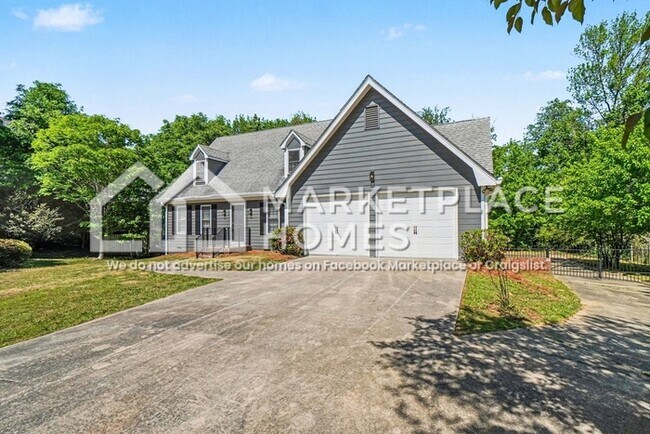 Foto del edificio - 190 Willow Glenn Dr