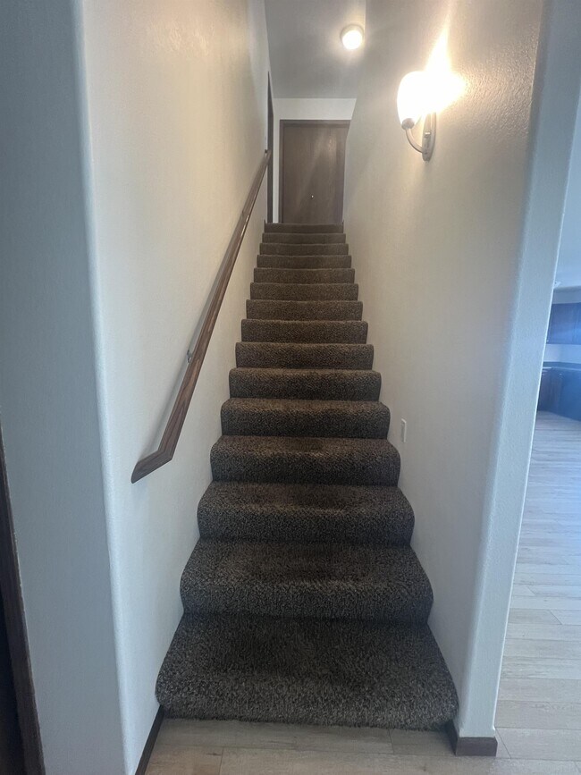 Foto del edificio - 3322 8th St W