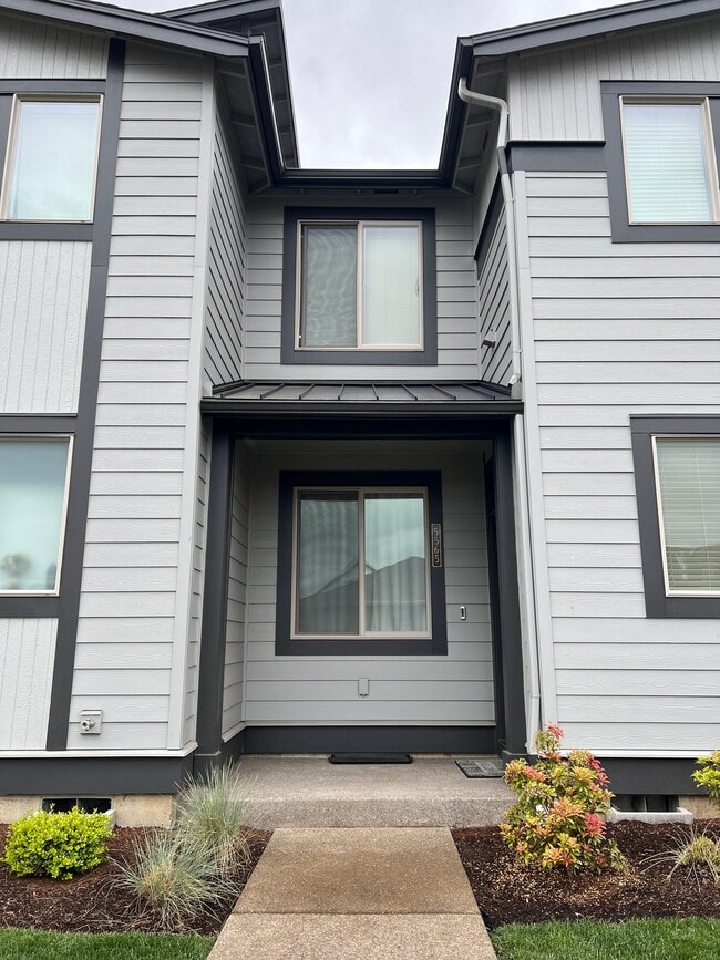 Photo - 5565 SE 80th Ave Townhome