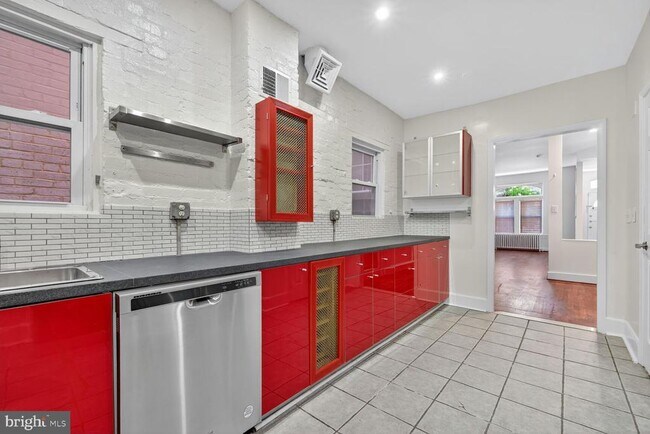 Foto del edificio - 1635 Marion St NW