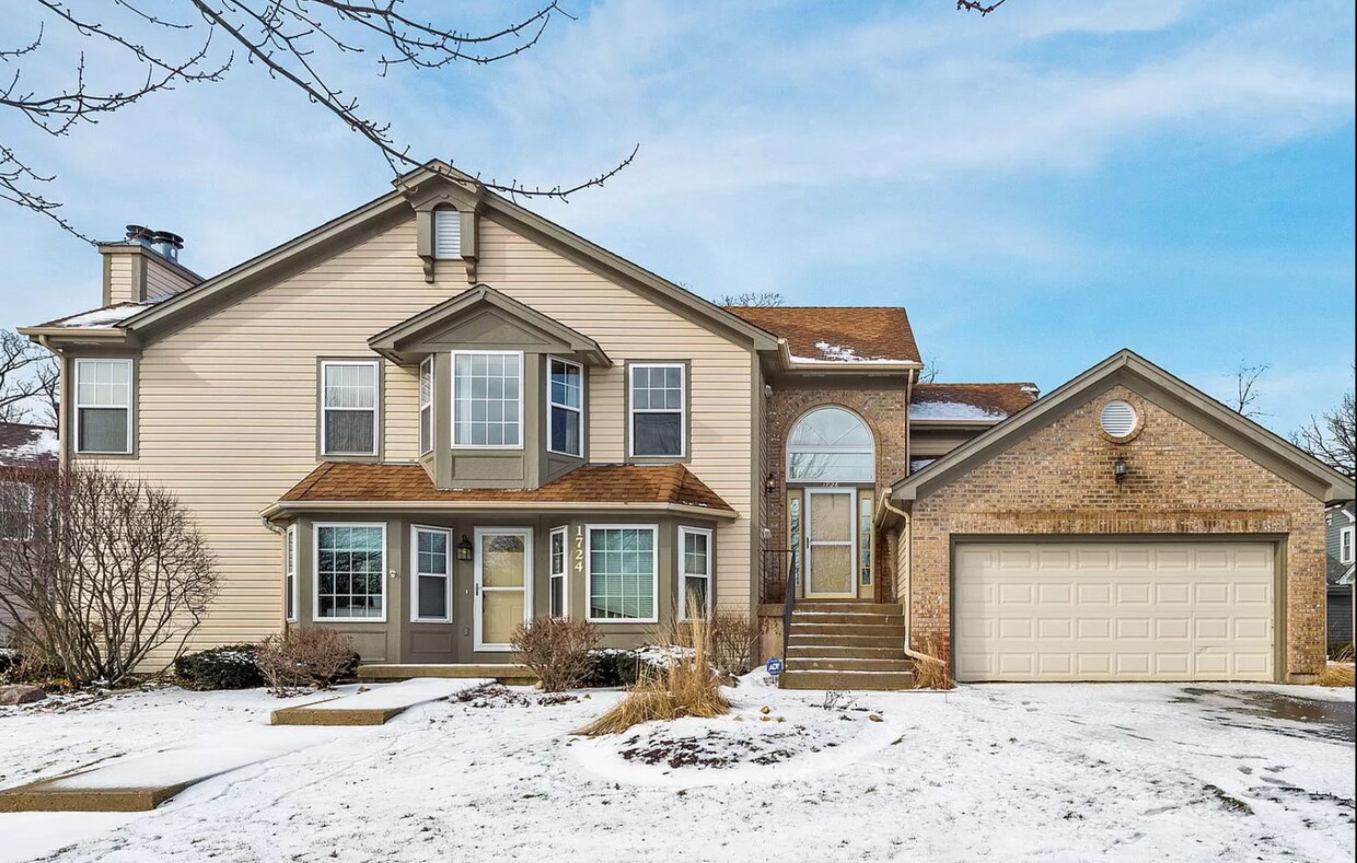 1726 Kresswood Dr, West Chicago, IL 60185 Townhome Rentals in West