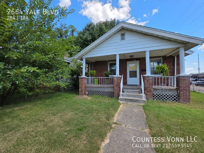 Building Photo - 2664 Yale Blvd