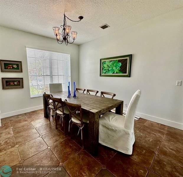 Building Photo - 12601 Little Palm Ln