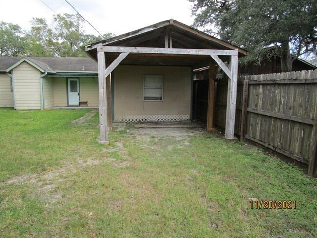 Building Photo - 6352 County Rd 659