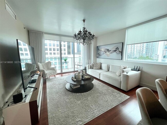 Building Photo - 500 Brickell Ave