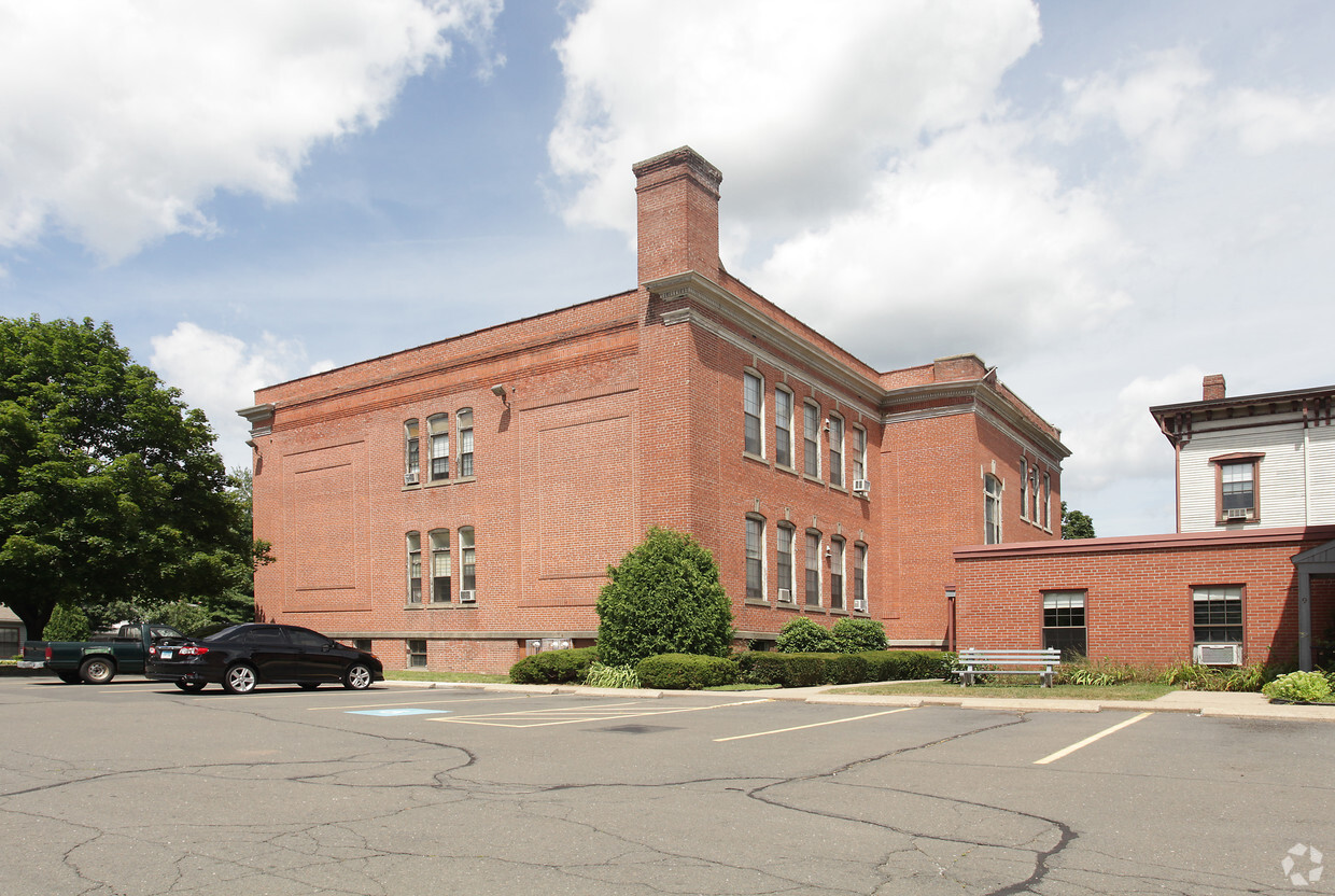 Building Photo - Torrant House Apartments