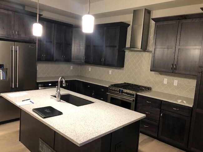 Foto del edificio - Beautiful townhome in Berthoud