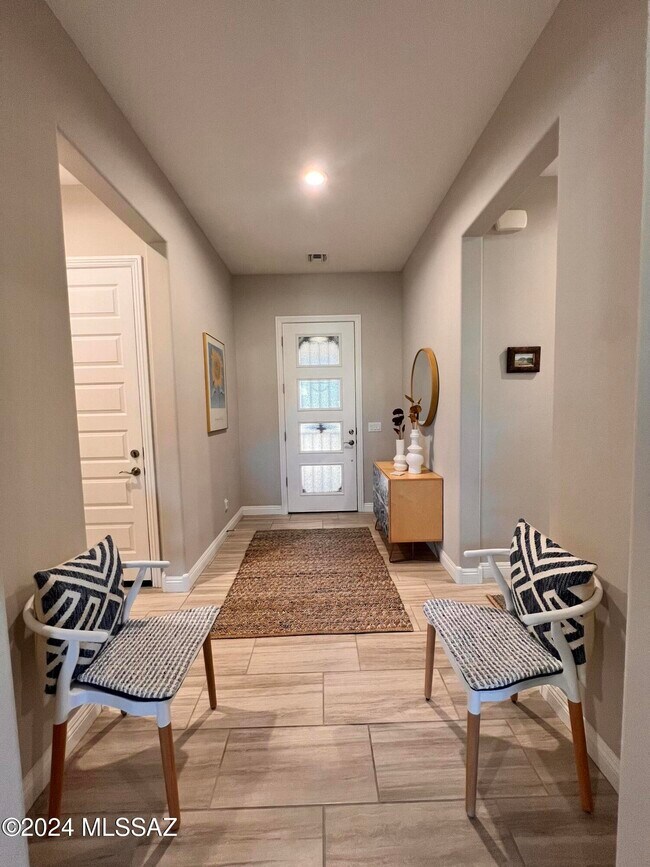 Foto del edificio - 7010 W Cliff Spring Trail