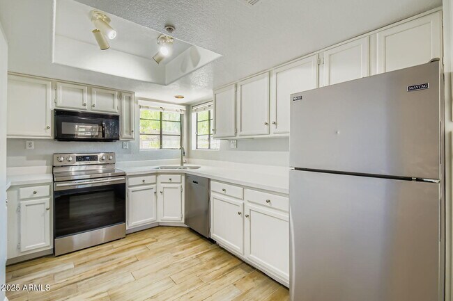Foto del edificio - 6885 E Cochise Rd