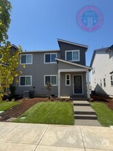 Building Photo - 875 Eaden St