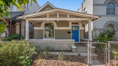 Building Photo - 753 Galapago St