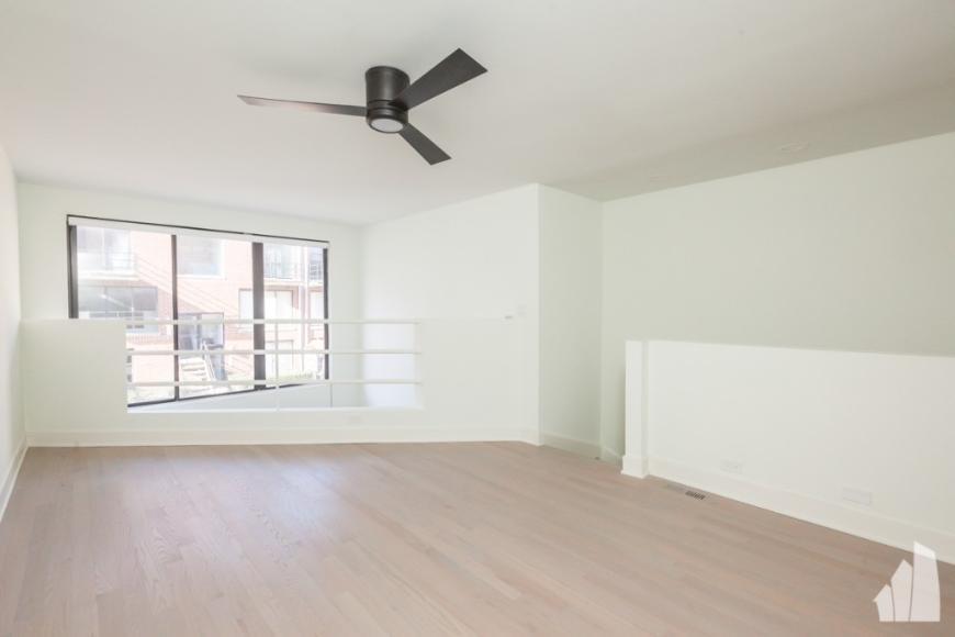 Foto principal - 1 bedroom in Chicago IL 60613