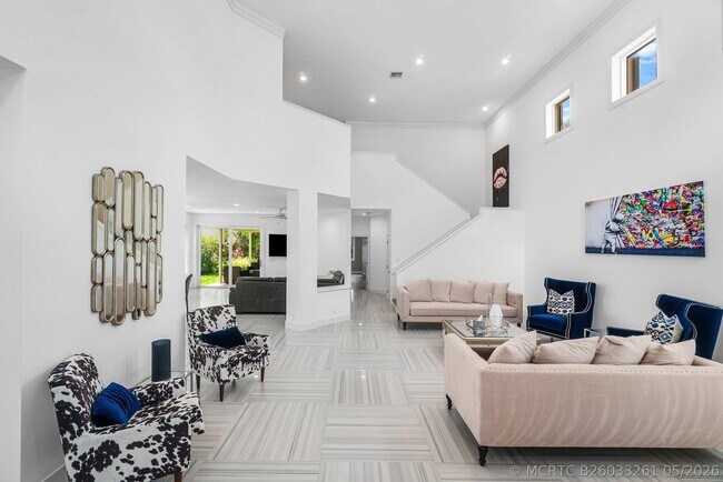 Foto del edificio - 2404 NW 67th St