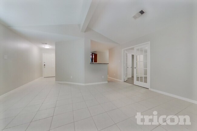 Building Photo - 417 Palomino Stand Dr
