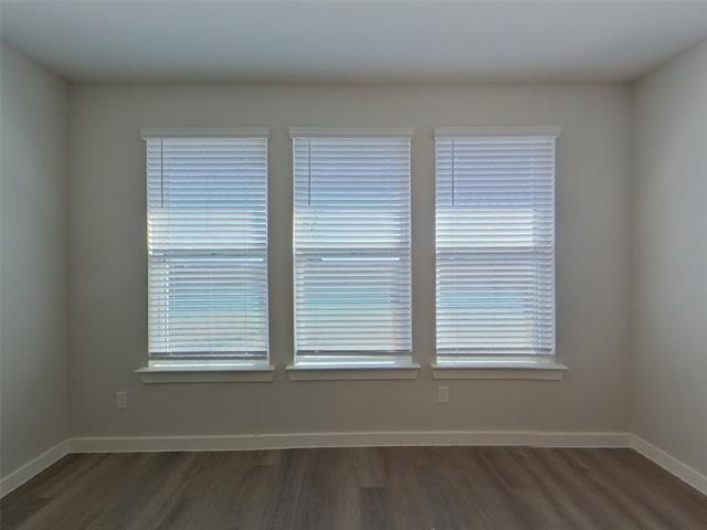 Foto del edificio - 8120 Brookhaven Dr