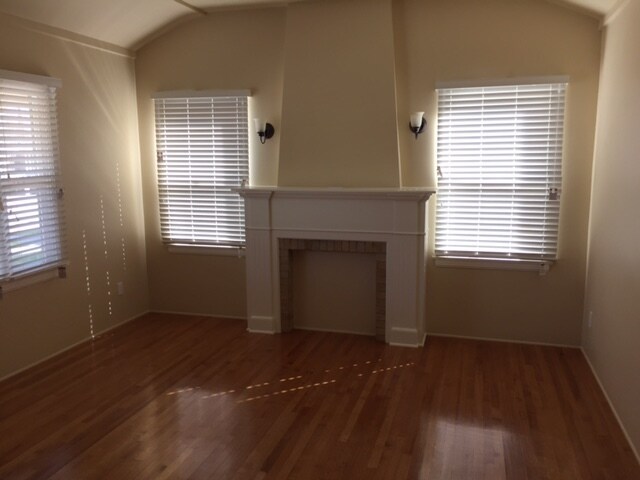 Building Photo - 3545 Orange Ave