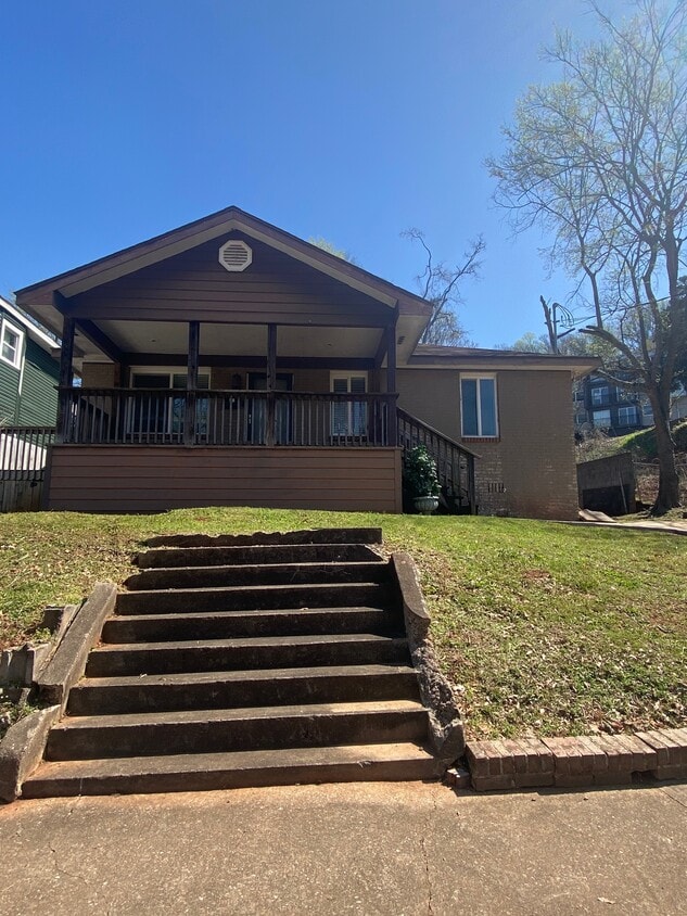 Primary Photo - 1809 11th Pl S